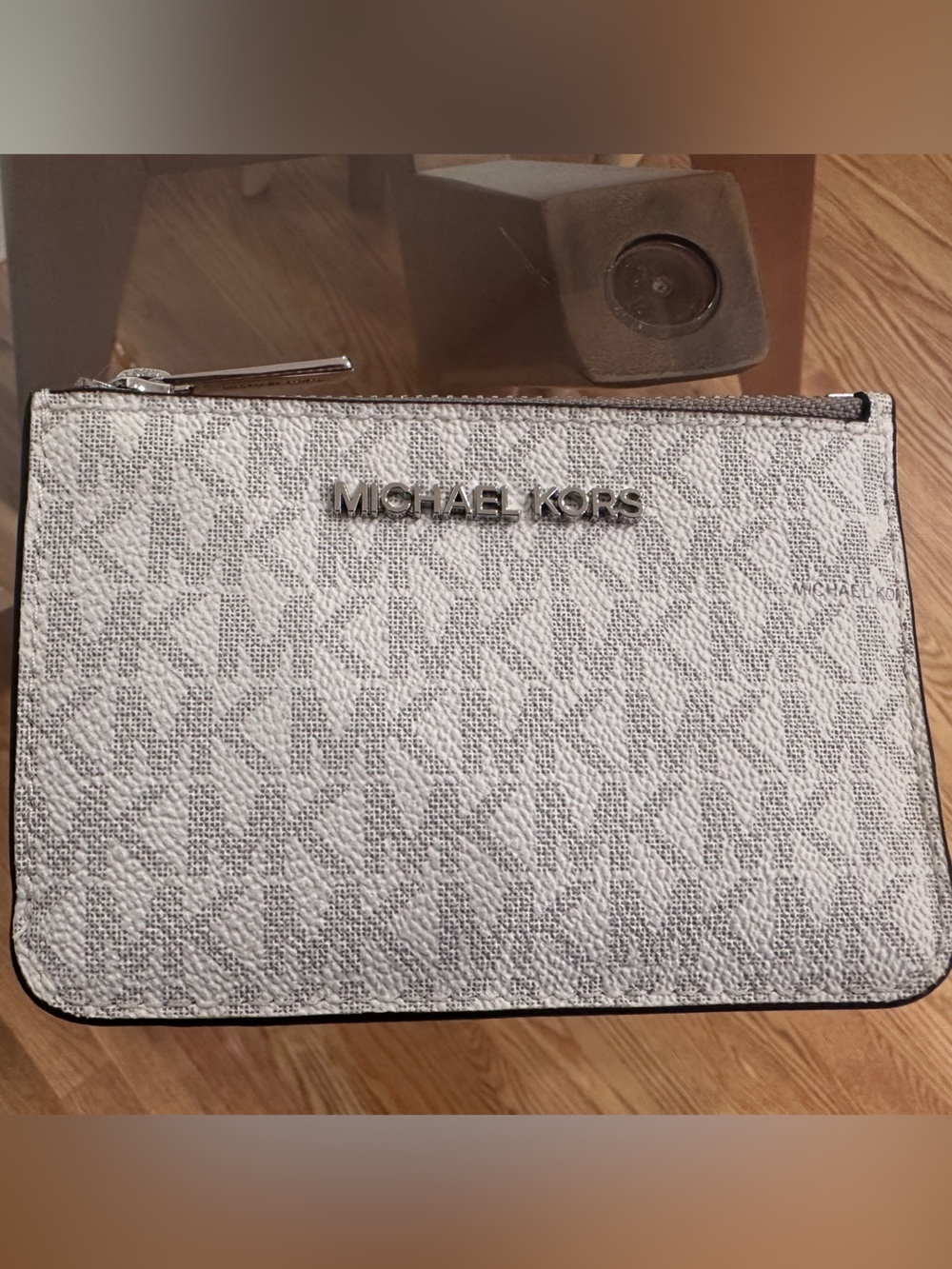 Michael Kors White and Light Gray Monogram Zip Pouch Wallet Jet Set Travel Small
